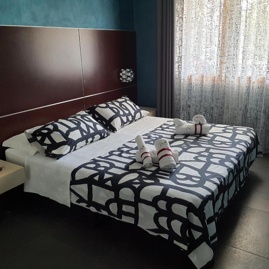 Manu'S Guest Suite Cosenza Buitenkant foto