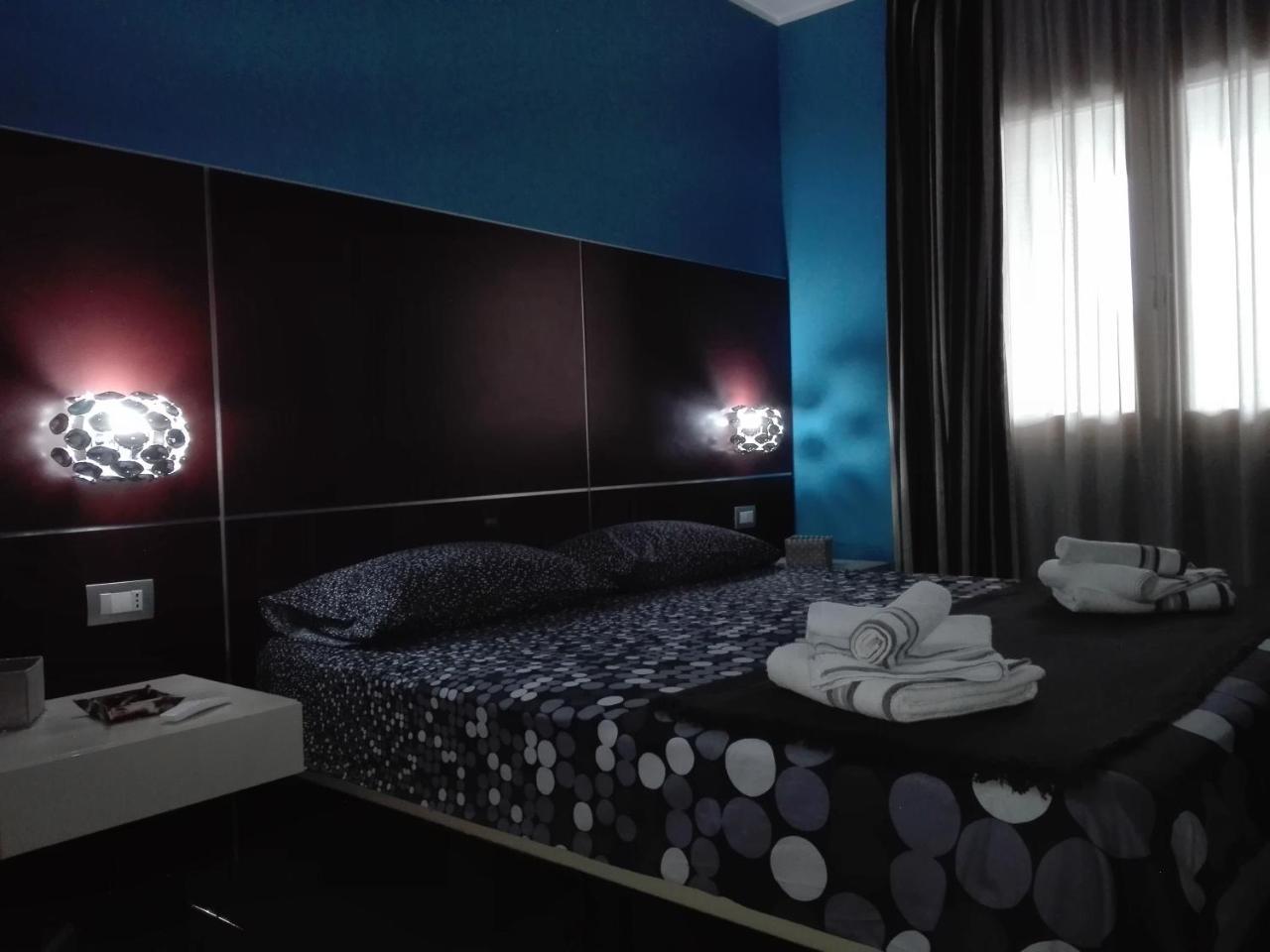 Manu'S Guest Suite Cosenza Buitenkant foto